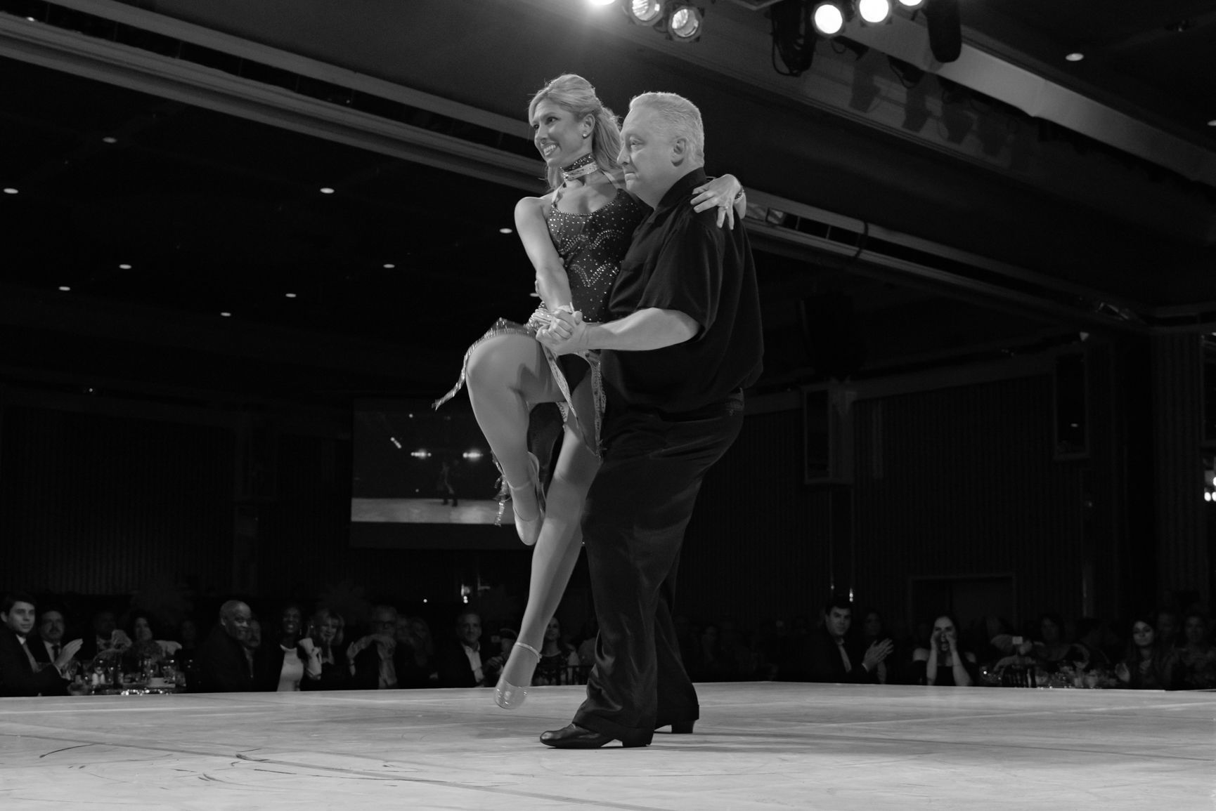 110318_acw_dancinggallery-725.jpg